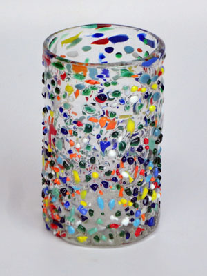 Novedades / Juego de 6 vasos grandes 'Confeti granizado' / Deje entrar a la primavera en su casa con éste colorido juego de vasos. El decorado con vidrio multicolor los hace resaltar en cualquier lugar.